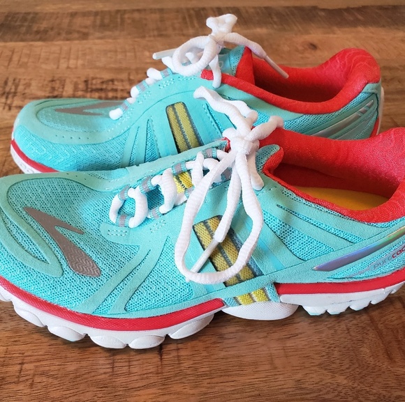 Brooks PureCadence Size 6 - Picture 1 of 4